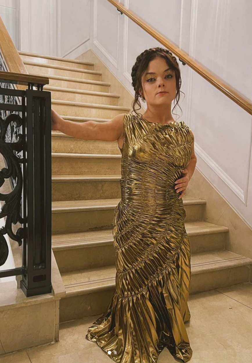 Hardinge Francesca Mills wears the Fossil Dress