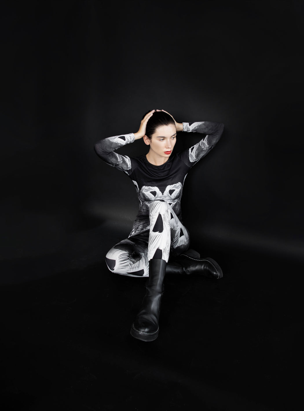 Shudder Leggings - SAMPLE